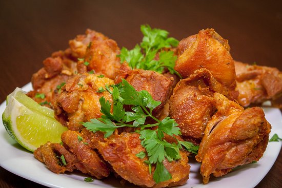 Frango a passarinho (Chicken Fried)